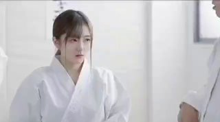 不请自来3p场24岁小姐姐前插后桶好不快活
